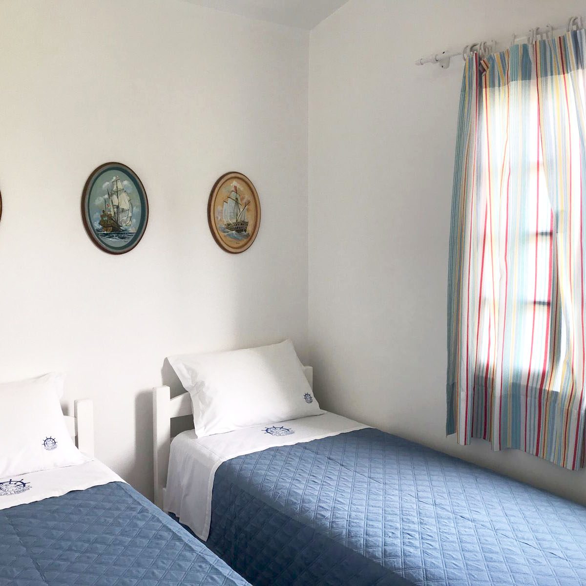 TAINHA quarto Solteito